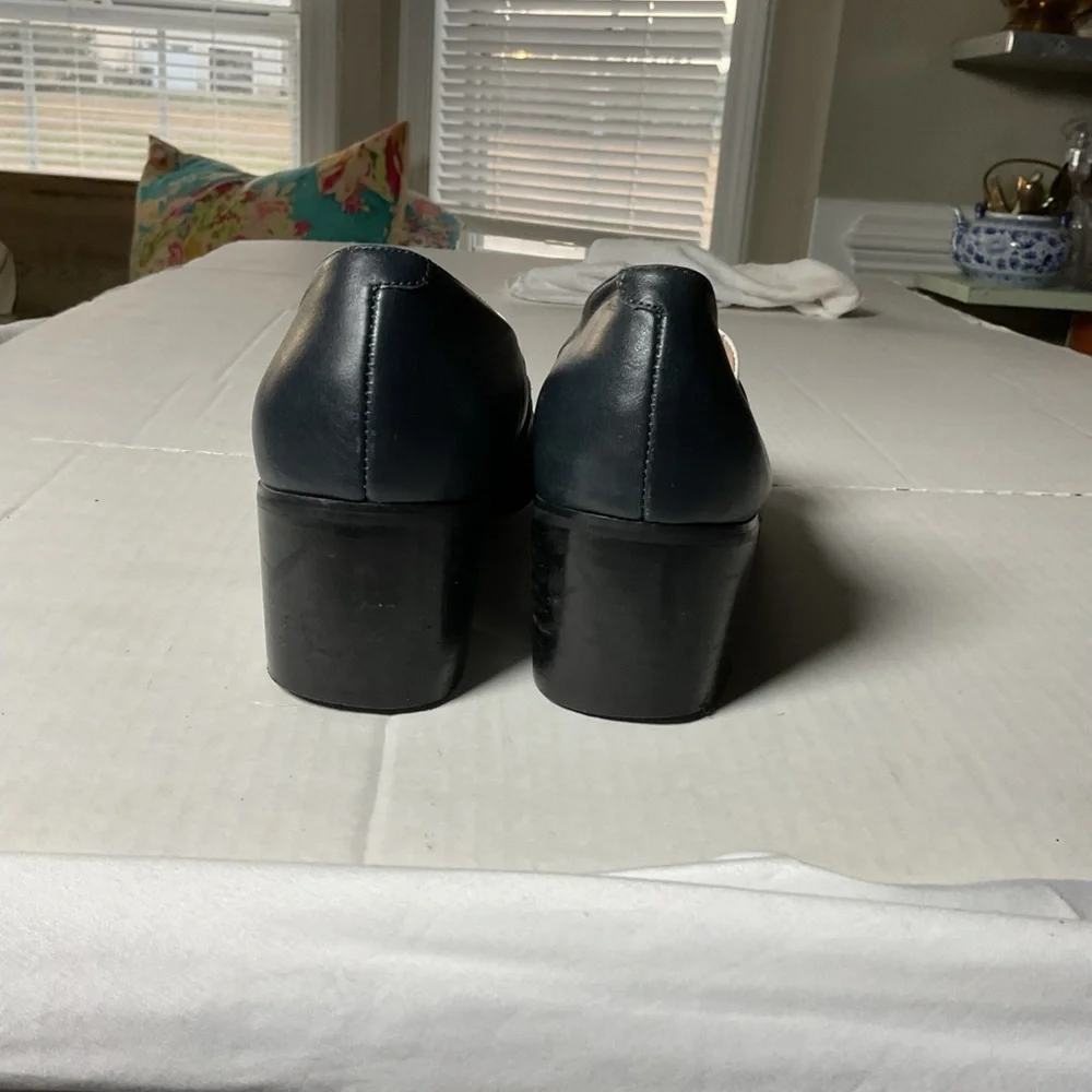 90s Jones New York Black and White loafer with chunky heel - Picture 3 of 7